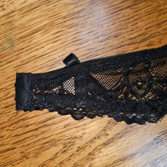 Sophie B Women's Black Lace Overlay 34C Bra – Gently Worn Intimates - Picture 5 of 7